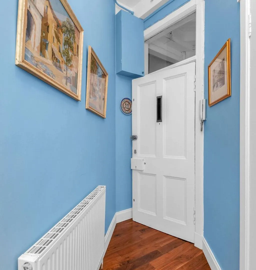 Anvers Suite Edinburgh Apartment