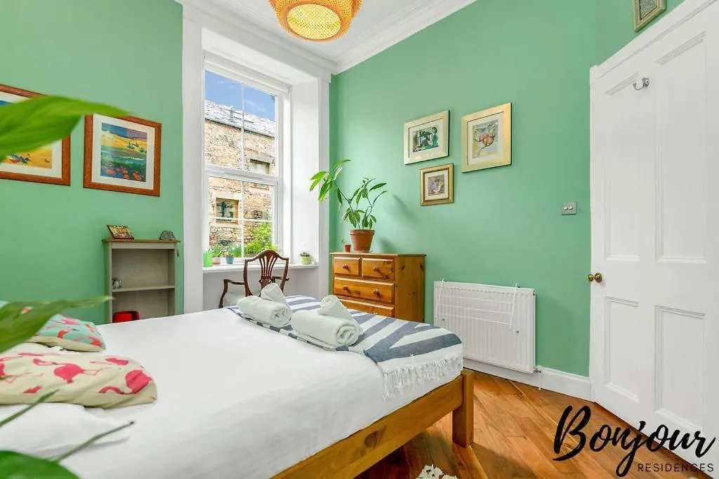 Anvers Suite Edinburgh 0*,